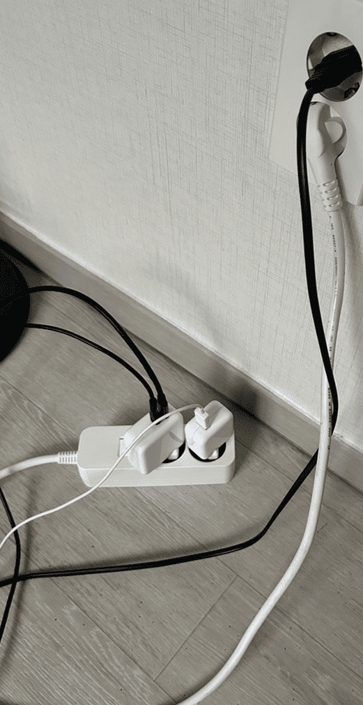 "전기세 폭탄 주범" 나도 모르게 돈 새나가는 가전 습관 TOP 5 7 전기요금 갑자기 늘어나는 가전 사용 습관 TOP 5